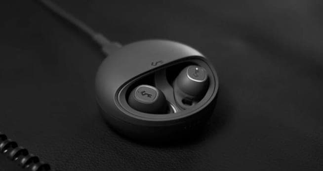 image of speaker